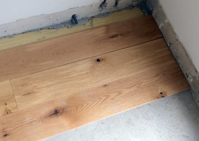 Pose d'un parquet chene massif