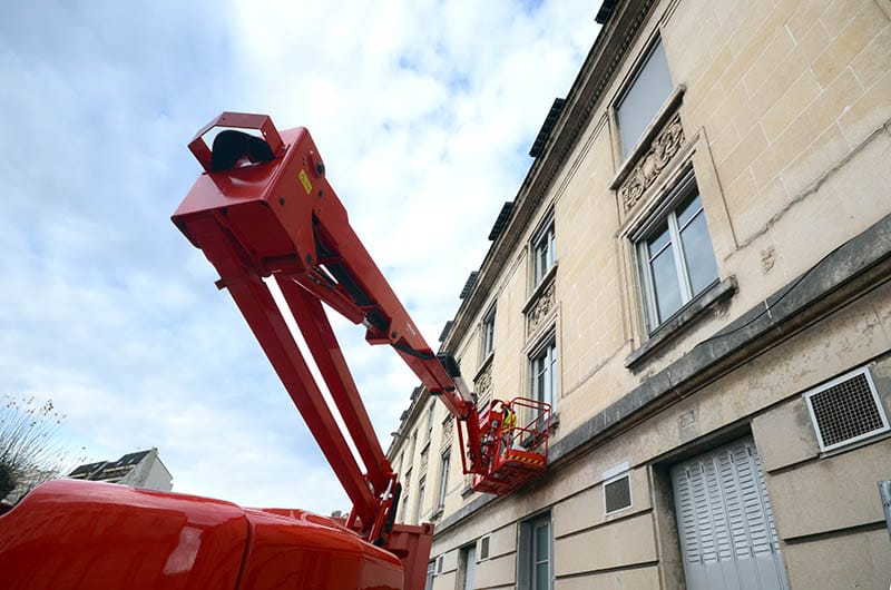 Changement des fenêtres de la Gare de Limoges