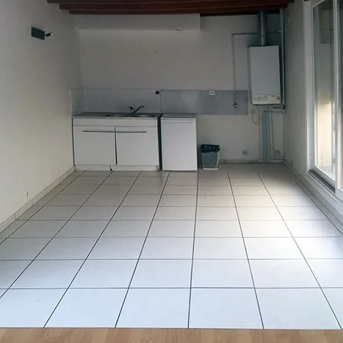 Future séjour avec cuisine sur jardin Espace de vie sur terrasse privative