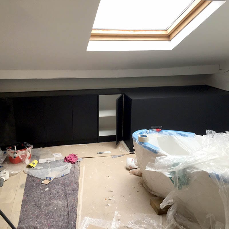 Travaux de peinture et décoration de la chambre et salle de bain ouverte Travaux de peinture dans la mezzanine à Montreuil