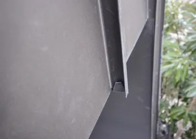 Couverture en zinc d'une maison en bois à Asnières
