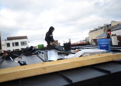 Couverture en zinc d'une maison en bois à Asnières