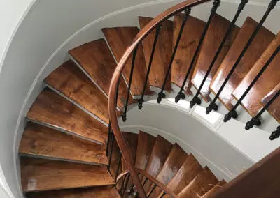 Rénovation d'une cage d'escalier d'un immeuble parisien