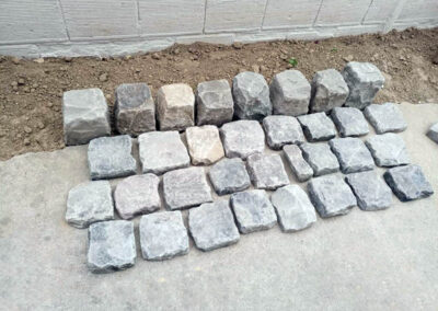 Exemple de pose de pavés pour une allée