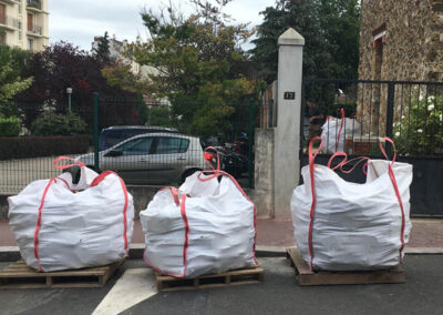 Livraison de pavés en sacs