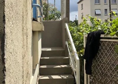 Rénovation d’un escalier en béton d’une maison à Montreuil