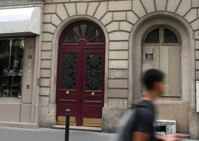 Rénovation d'une cage d'escalier de cette copropriété à Paris