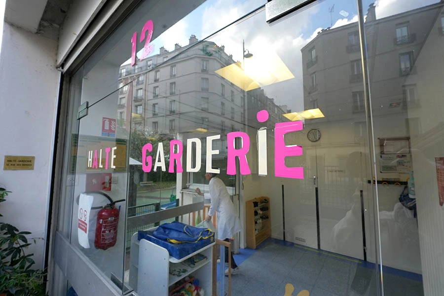 Isolation et système de ventilation (VMC) d’une halte-garderie à Paris