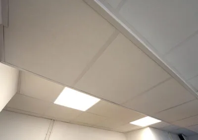 Rénovation du plafond modulaire